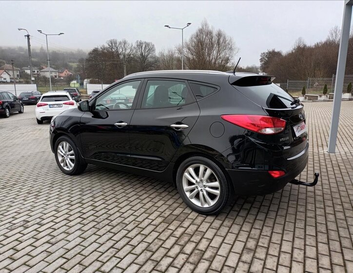 Hyundai ix35 SUV / Terénní 2,0 l 100 kw