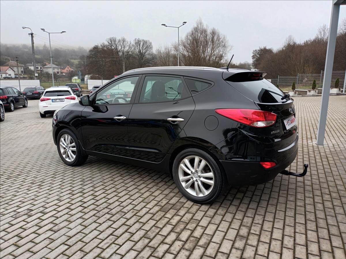 Hyundai ix35 SUV / Terénní 2,0 l 100 kw