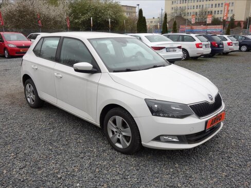 Škoda Fabia Hatchback 1,2 l 81 kw