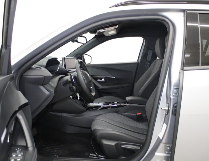 Peugeot 2008 SUV / Terénní 1,2 l 96 kw