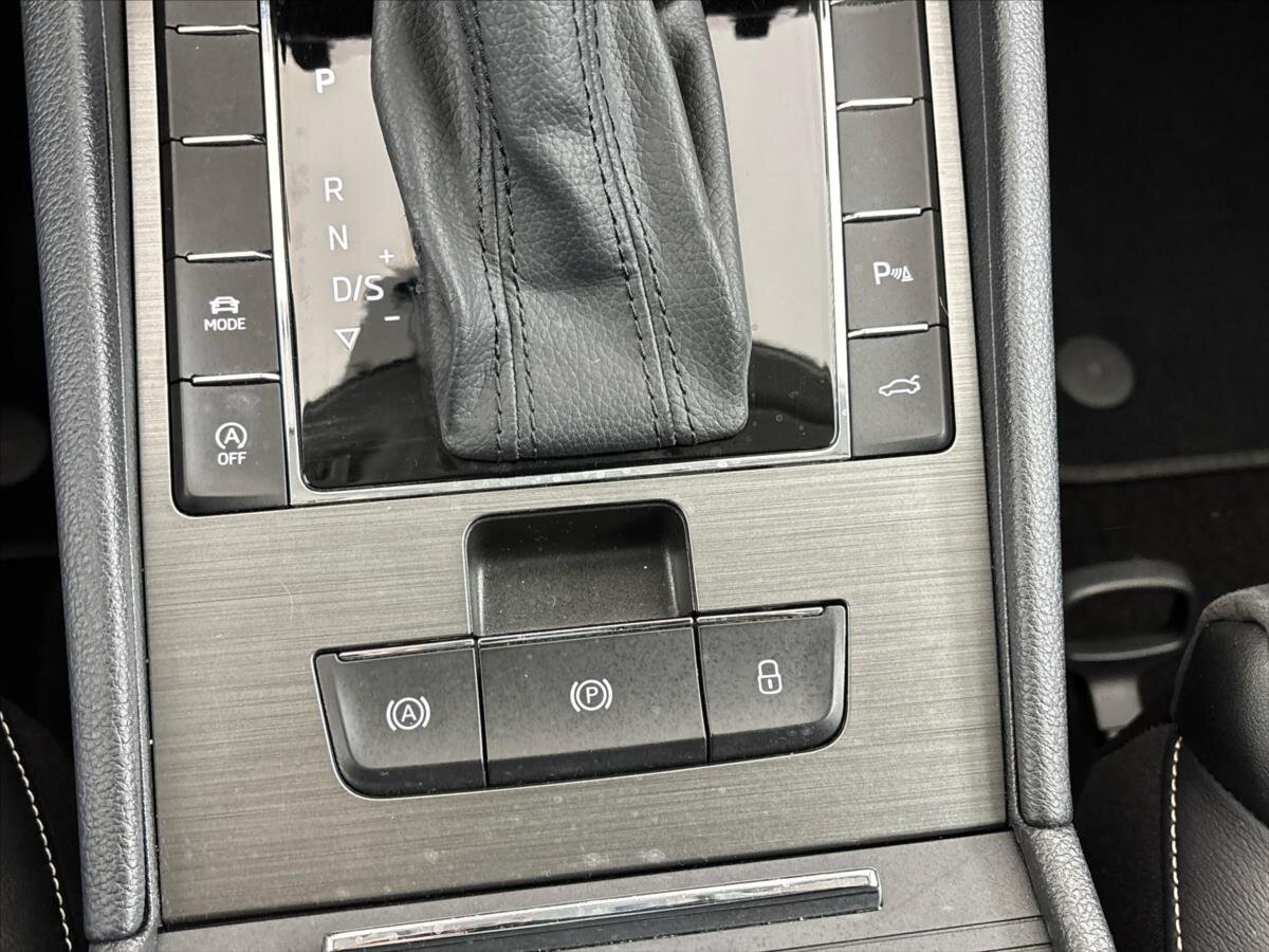 Škoda Superb Kombi 2,0 l 110 kw