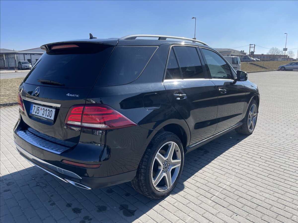 Mercedes-Benz GLE SUV / Terénní 3,0 l 190 kw