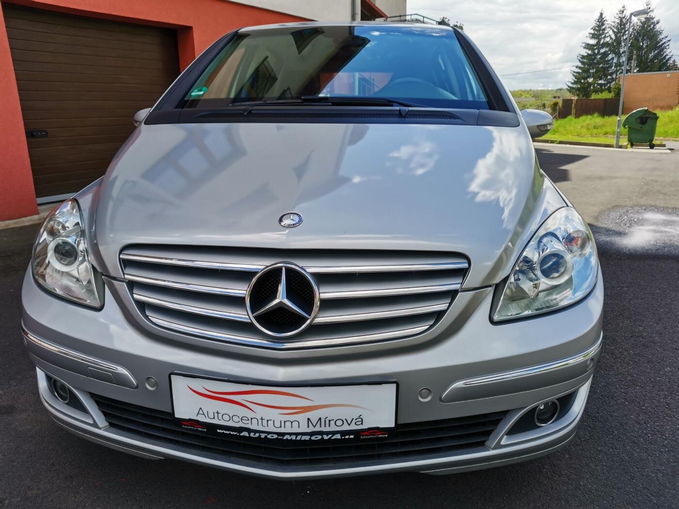 Mercedes-Benz Třídy B Hatchback 2,0 l 80 kw