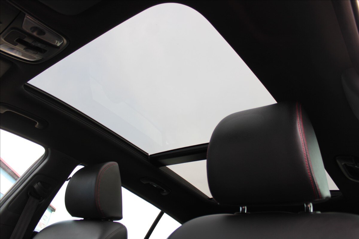 KIA Sportage SUV / Terénní 2,0 l 136 kw