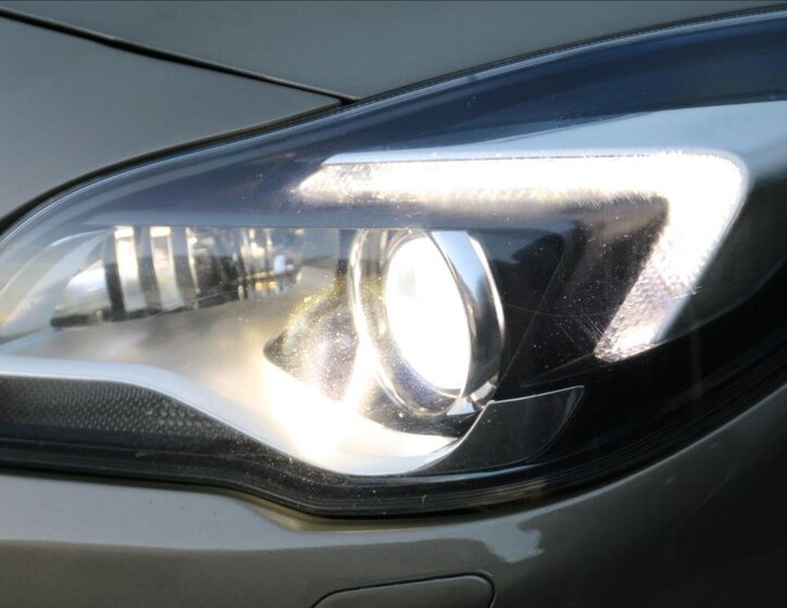 Opel Insignia Kombi 2,0 l 143 kw