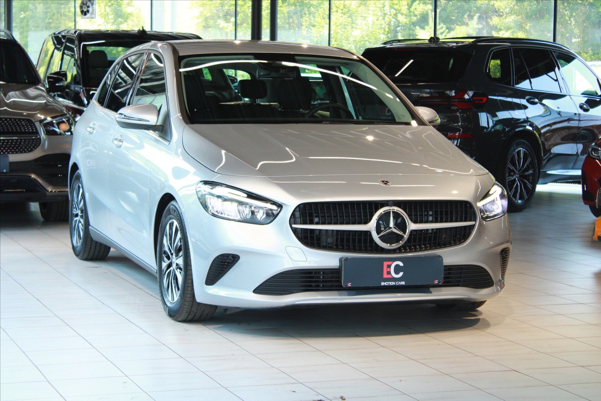 Mercedes-Benz Třídy B Hatchback 1,3 l 100 kw