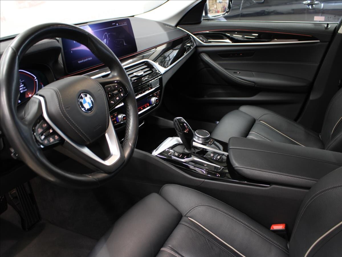 BMW Řada 5 Sedan / Limuzína 3,0 l 245 kw