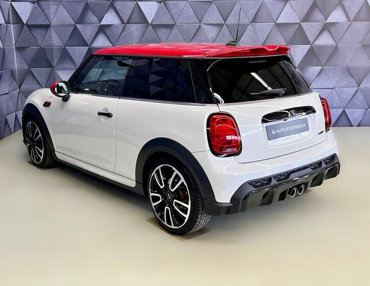 Mini Cooper Hatchback 2,0 l 170 kw