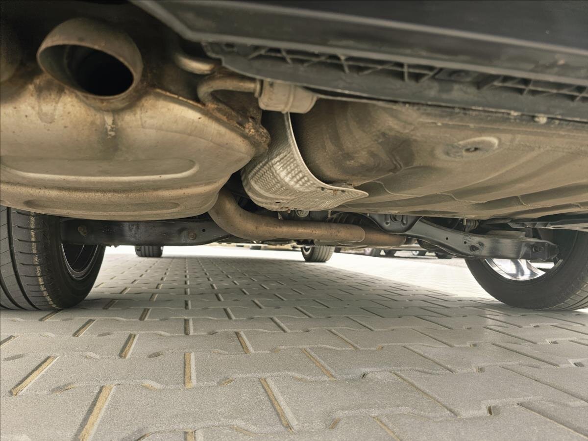 Volkswagen Golf Kombi 2,0 l 110 kw