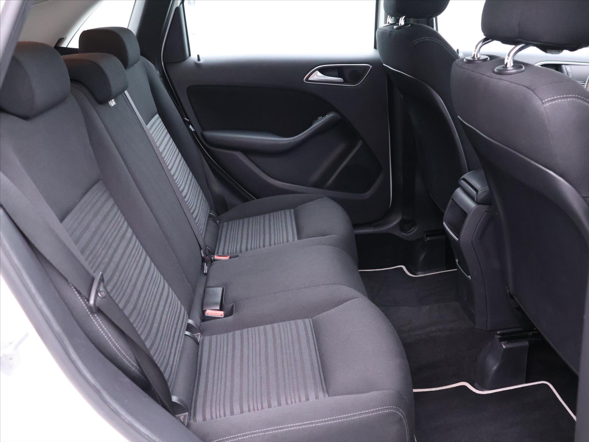 Mercedes-Benz Třídy B Hatchback 1,6 l 90 kw