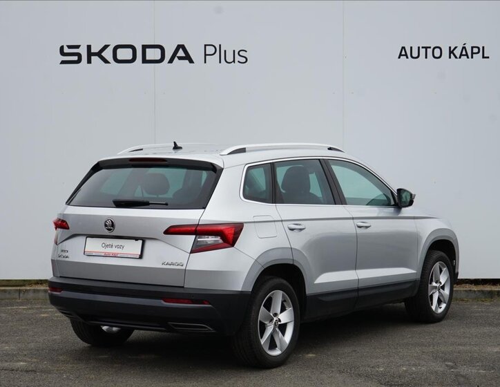 Škoda Karoq SUV 1,5 l 110 kw