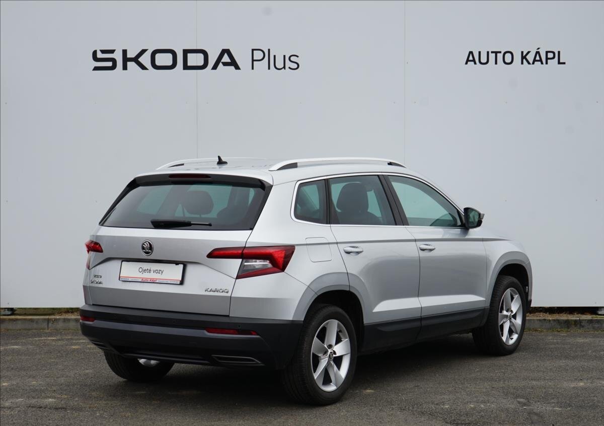 Škoda Karoq SUV 1,5 l 110 kw