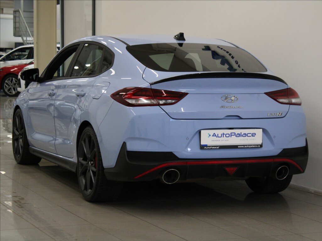 Hyundai i30 Liftback 2,0 l 206 kw