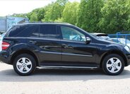 Mercedes-Benz Třídy M SUV / Terénní 3,0 l 165 kw