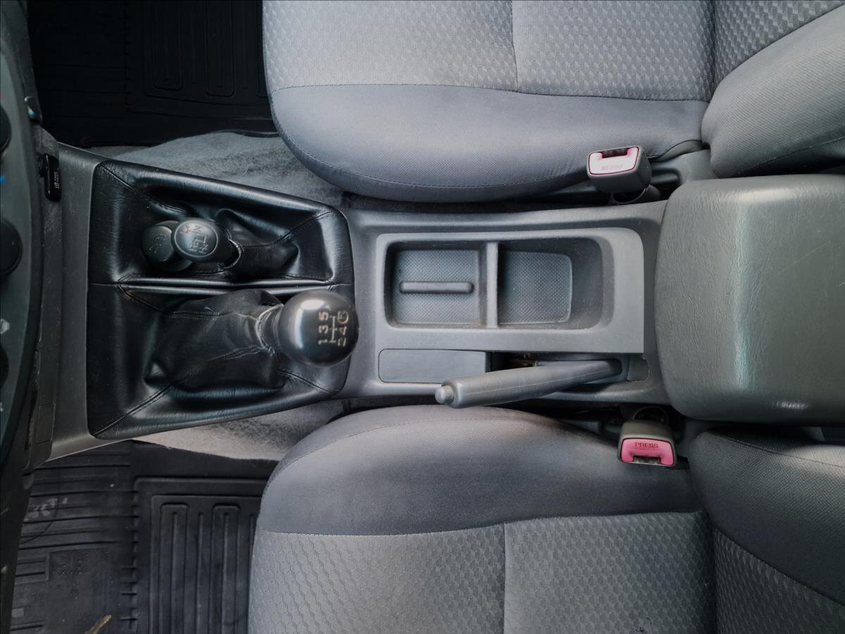 Toyota Hilux Pick-up 2,5 l 106 kw