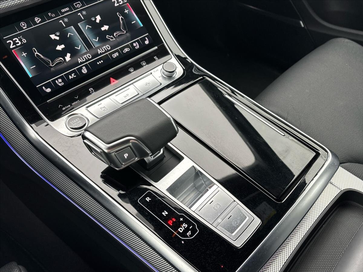 Audi Q7 SUV / Terénní 3,0 l 210 kw