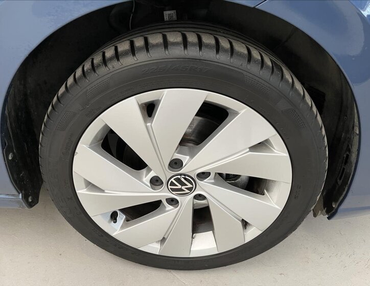 Volkswagen Golf Kombi 1,5 l 110 kw