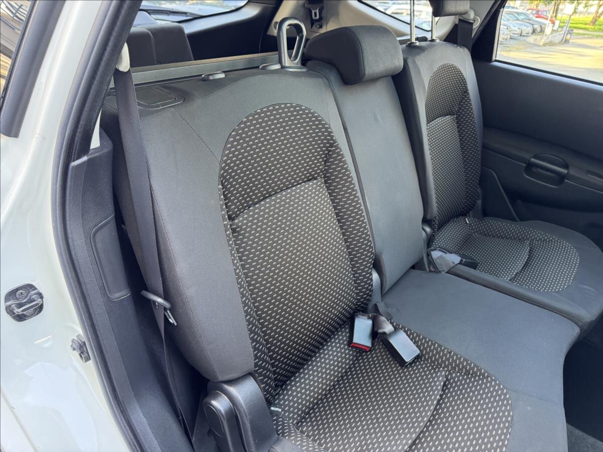 Nissan Qashqai SUV / Terénní 1,5 l 76 kw