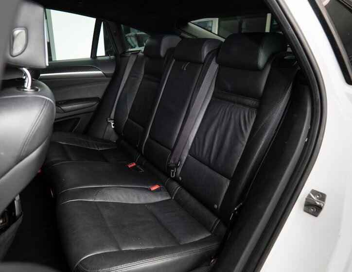 BMW X6 SUV / Terénní 3,0 l 180 kw