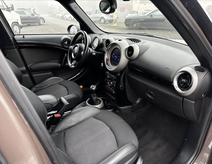 Mini Countryman Kombi 1,6 l 135 kw