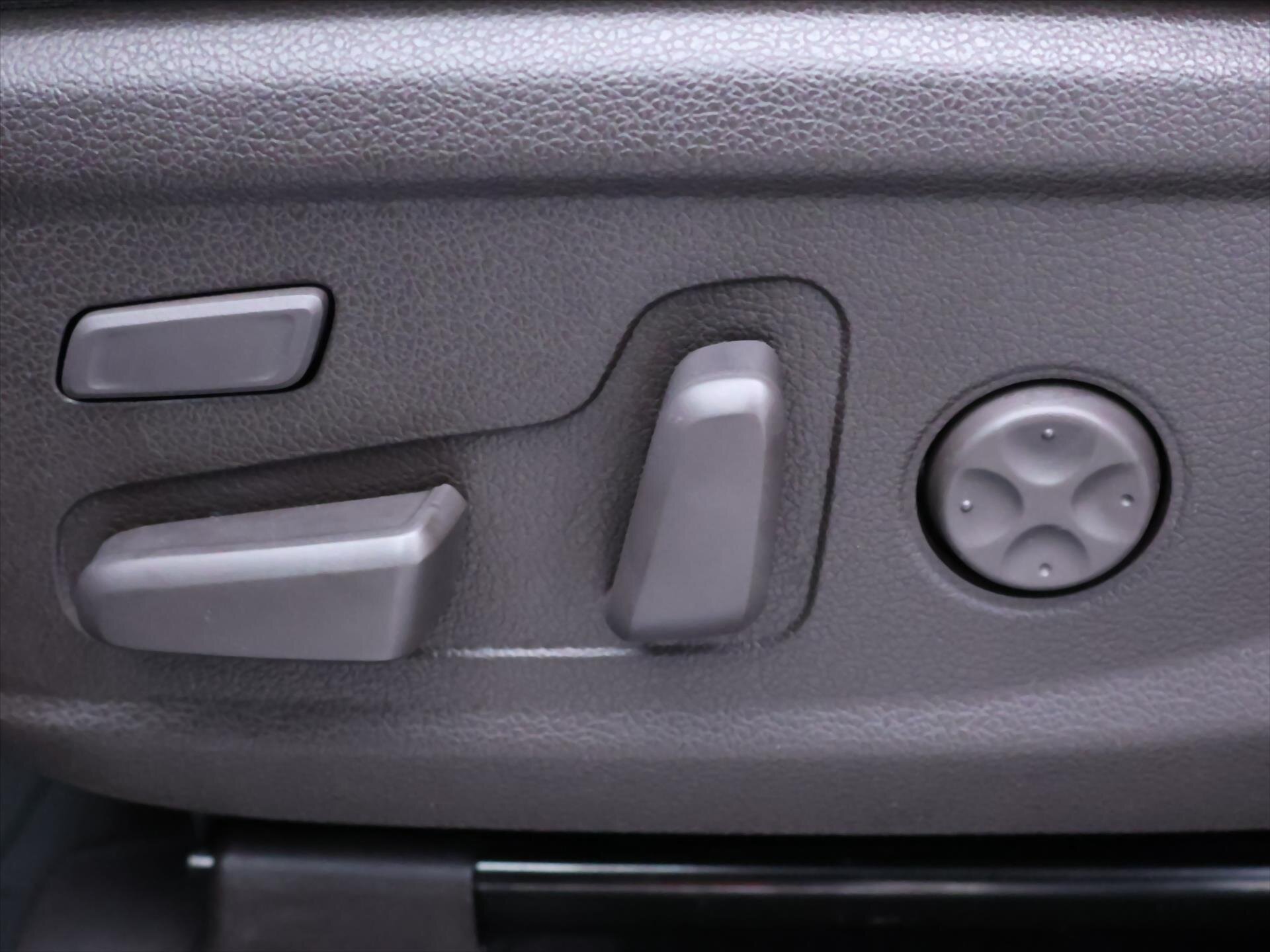 Hyundai Santa Fe SUV 2,2 l 147 kw