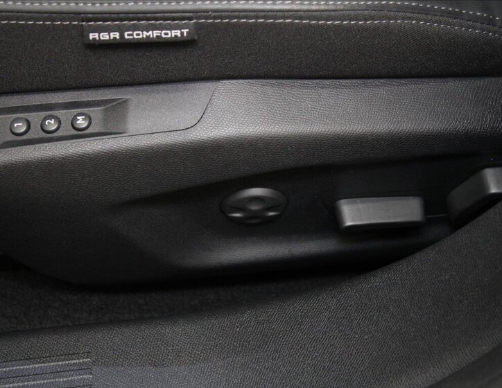 Peugeot 308 Kombi 1,2 l 96 kw