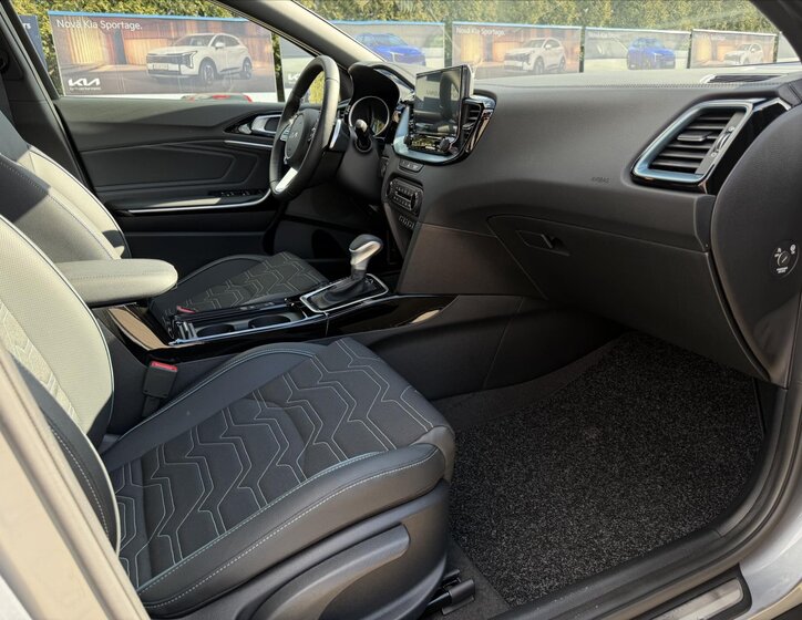 KIA XCeed CUV / Crossover 1,6 l 132 kw