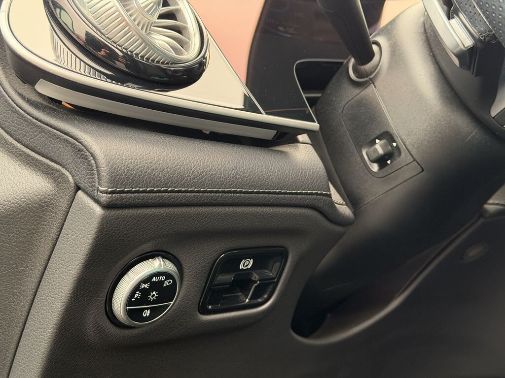 Mercedes-Benz EQE Sedan / Limuzína 0,0 300 kw