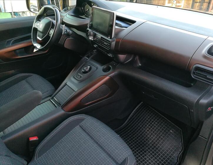 Peugeot Rifter 14
