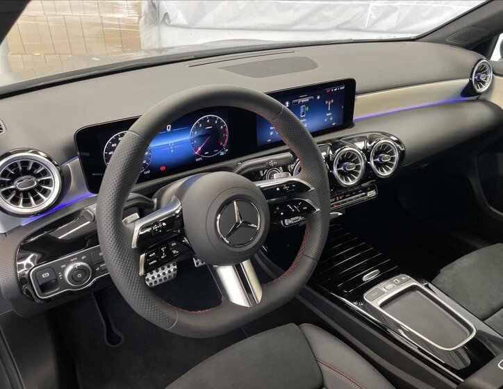 Mercedes-Benz Třídy A 9