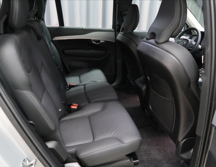 Volvo XC90 SUV 2,0 l 184 kw