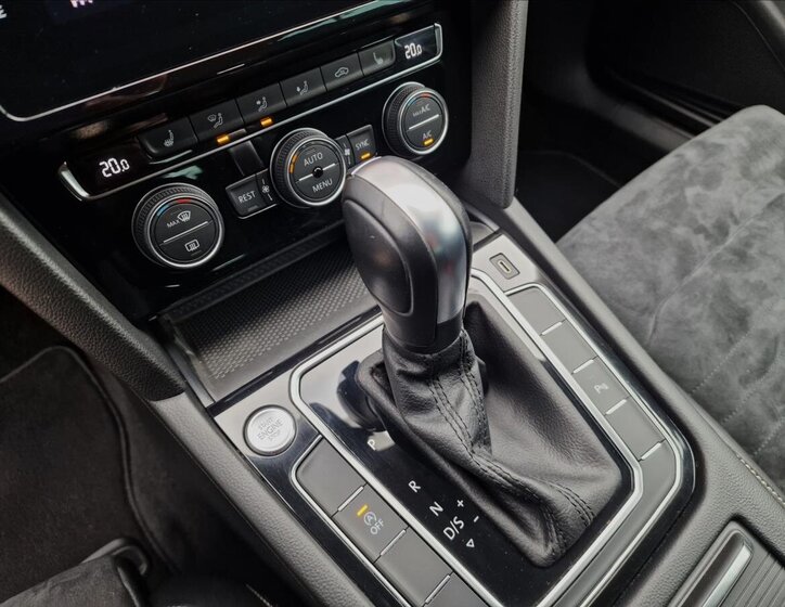 Volkswagen Passat Kombi 2,0 l 110 kw