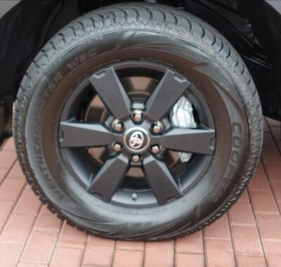 Toyota Land Cruiser 7