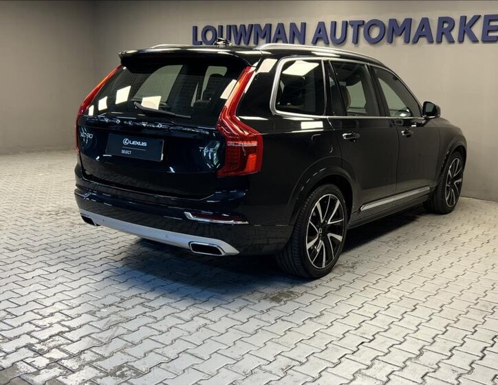 Volvo XC90 SUV 2,0 l 240 kw