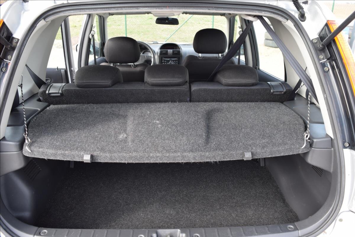 Subaru Justy Hatchback 1,3 l 66 kw