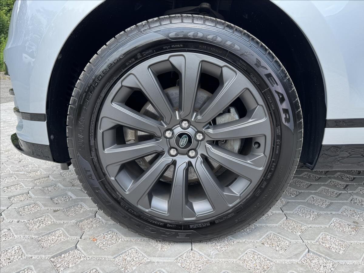 Land Rover Range Rover Velar SUV 2,0 l 150 kw