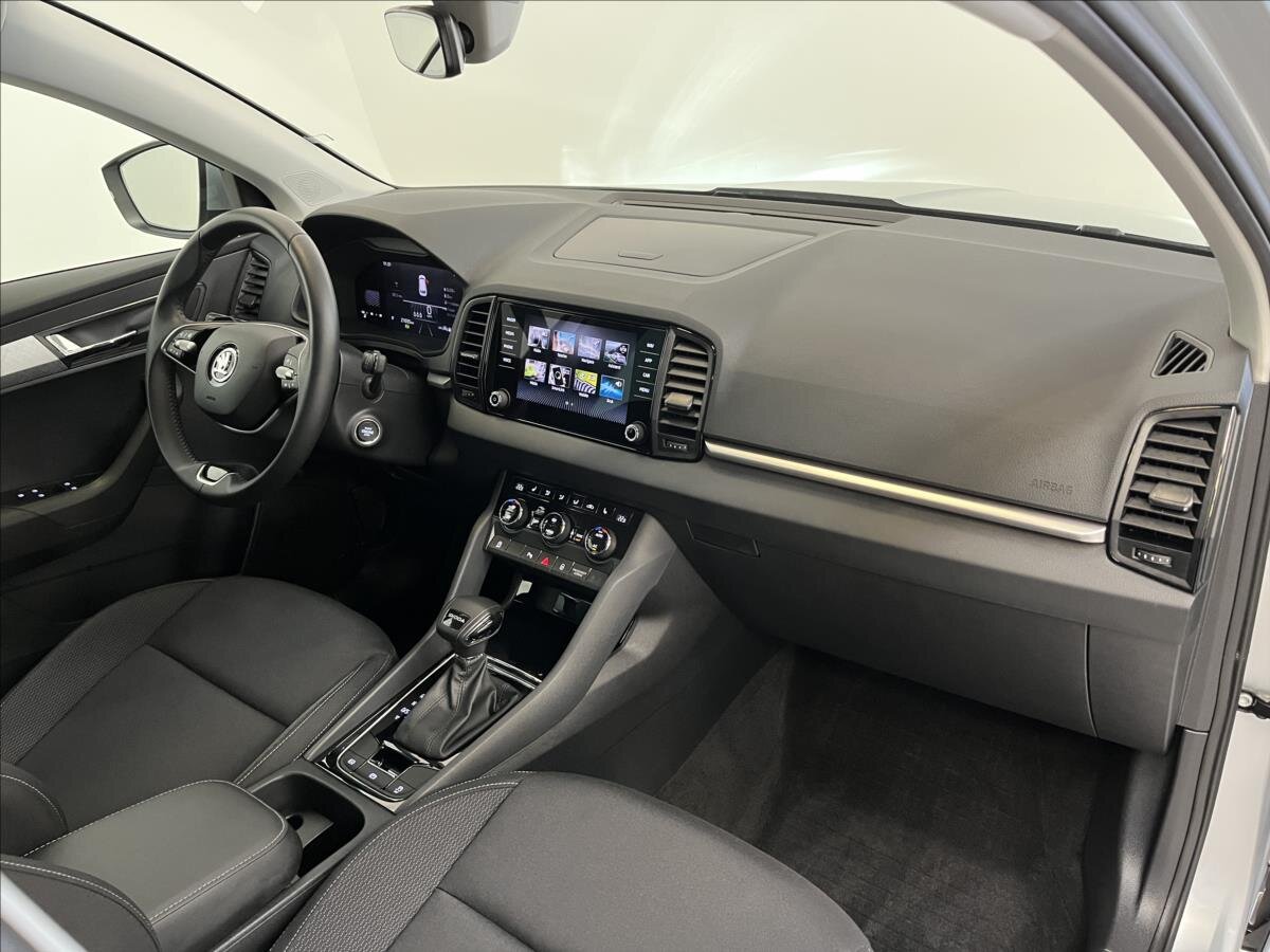 Škoda Karoq SUV 1,5 l 110 kw