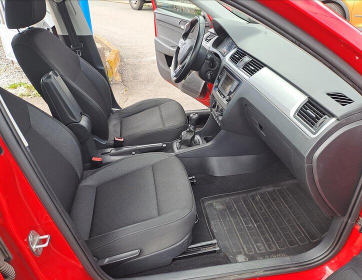 Škoda Rapid Liftback 1,2 l 81 kw