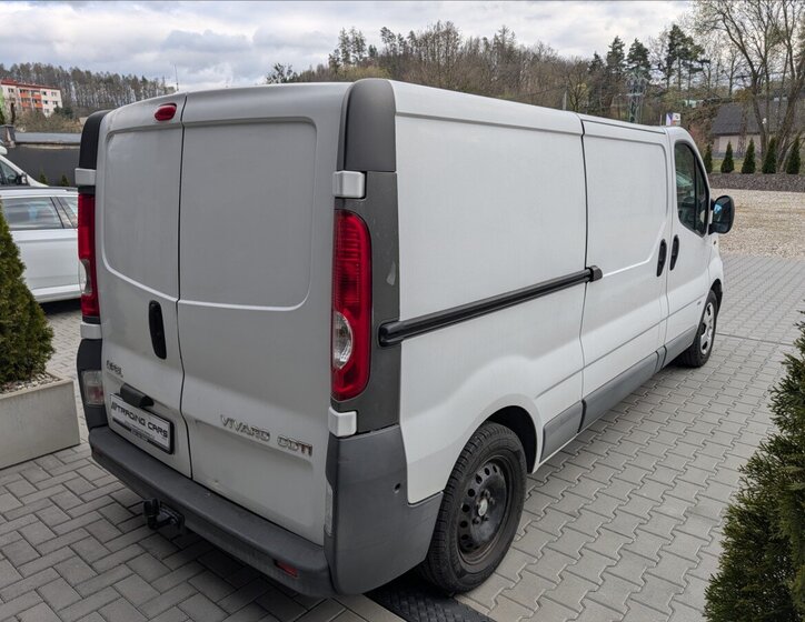 Opel Vivaro Skříň 2,0 l 84 kw