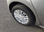 Volkswagen up! 19