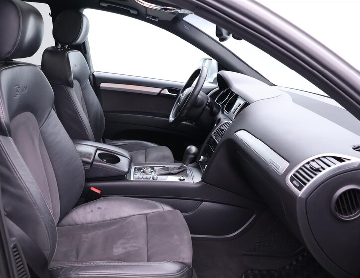 Audi Q7 SUV 3,0 l 176 kw