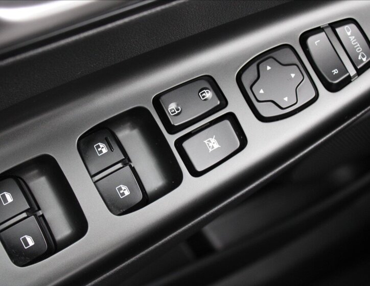 Hyundai Kona SUV / Terénní 0,0 150 kw