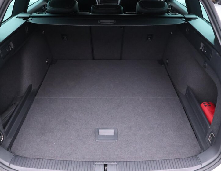 Volkswagen Passat Kombi 2,0 l 200 kw