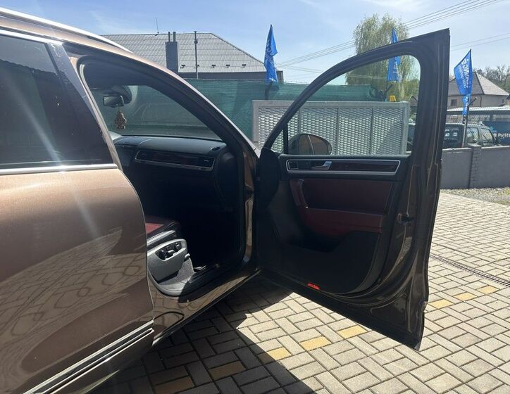 Volkswagen Touareg 34