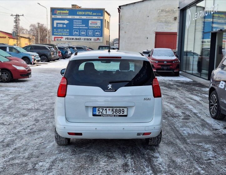 Peugeot 5008 MPV 1,6 l 84 kw
