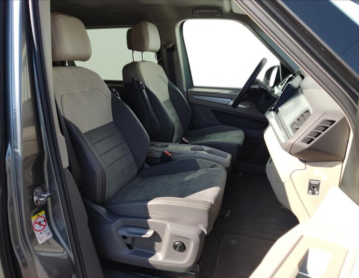 Volkswagen Multivan MPV 1,5 l 130 kw
