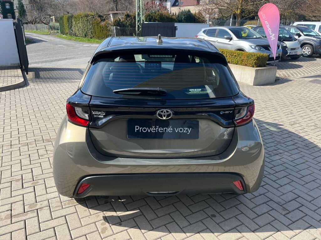 Toyota Yaris Hatchback 1,5 l 68 kw