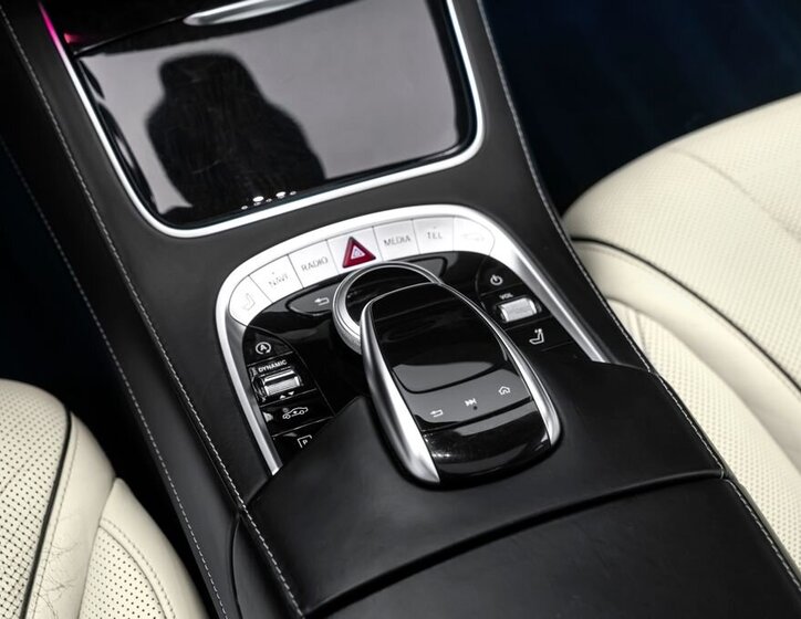 Mercedes-Benz Třídy S 16