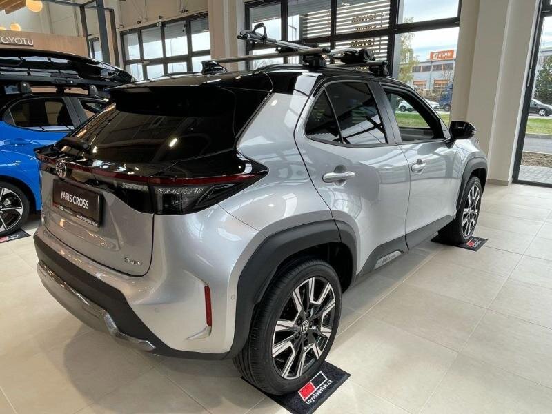 Toyota Yaris Cross SUV 1,5 l 68 kw