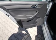 Škoda Rapid Sedan / Limuzína 1,6 l 77 kw